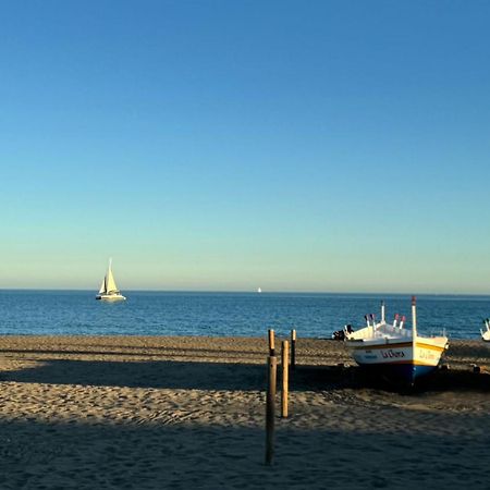 Carihuela Playa Los Nidos 1 Torremolinos Exterior foto
