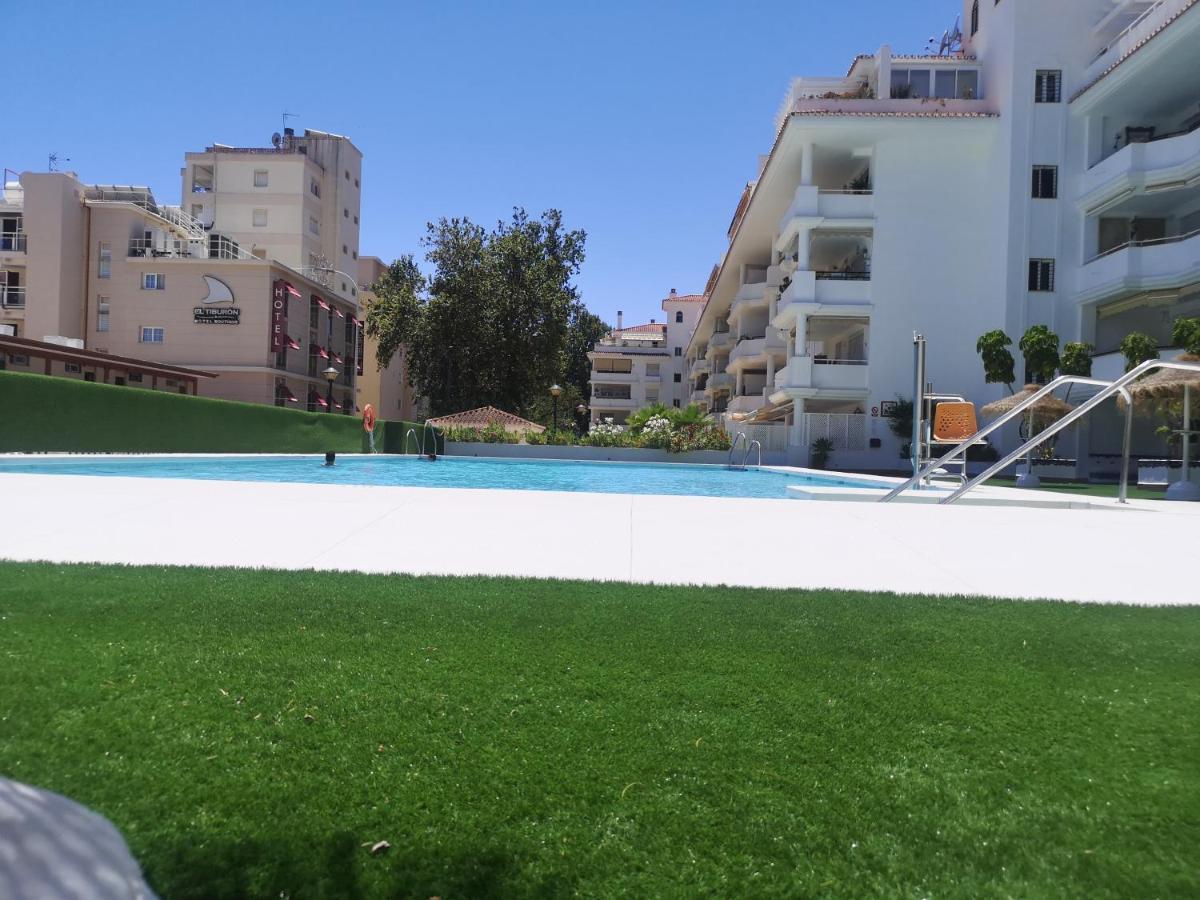 Carihuela Playa Los Nidos 1 Torremolinos Exterior foto