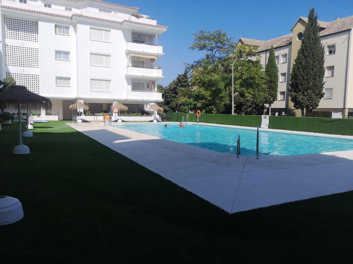 Carihuela Playa Los Nidos 1 Torremolinos Exterior foto