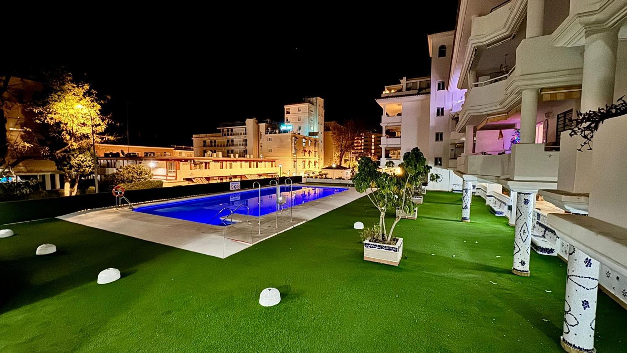 Carihuela Playa Los Nidos 1 Torremolinos Exterior foto