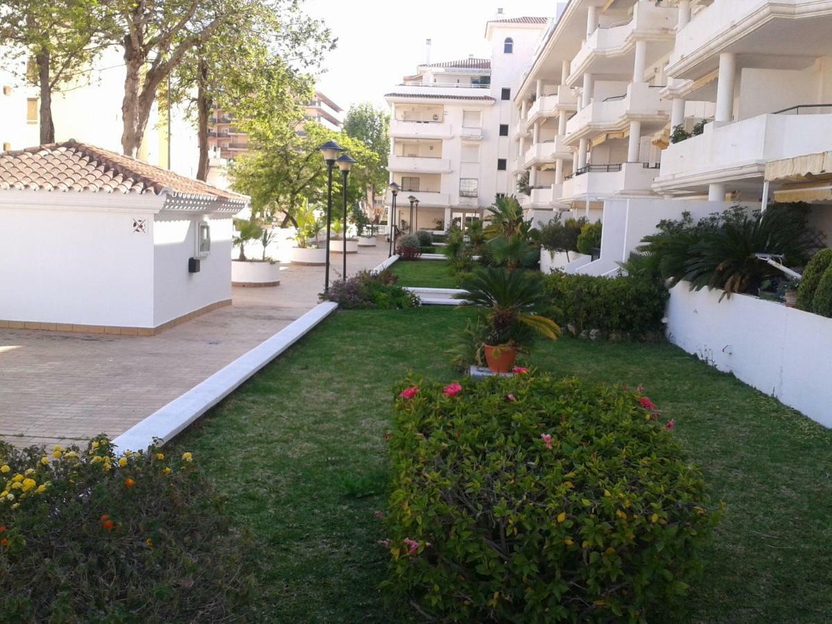 Carihuela Playa Los Nidos 1 Torremolinos Exterior foto