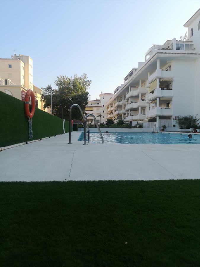 Carihuela Playa Los Nidos 1 Torremolinos Exterior foto